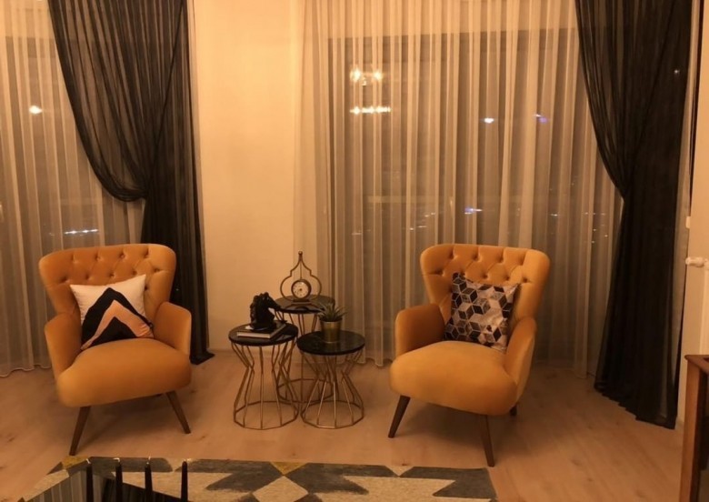 Geçimin Ön Tasarıda Olduğu Bu Konutta Çağdaş Tarz Ayrıntılarda Göz Alıyor - Contemporary Style in this Residential Housing