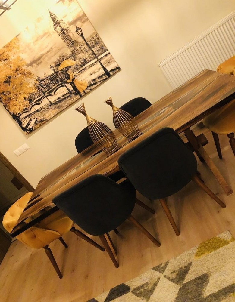 Geçimin Ön Tasarıda Olduğu Bu Konutta Çağdaş Tarz Ayrıntılarda Göz Alıyor - Contemporary Style in this Residential Housing