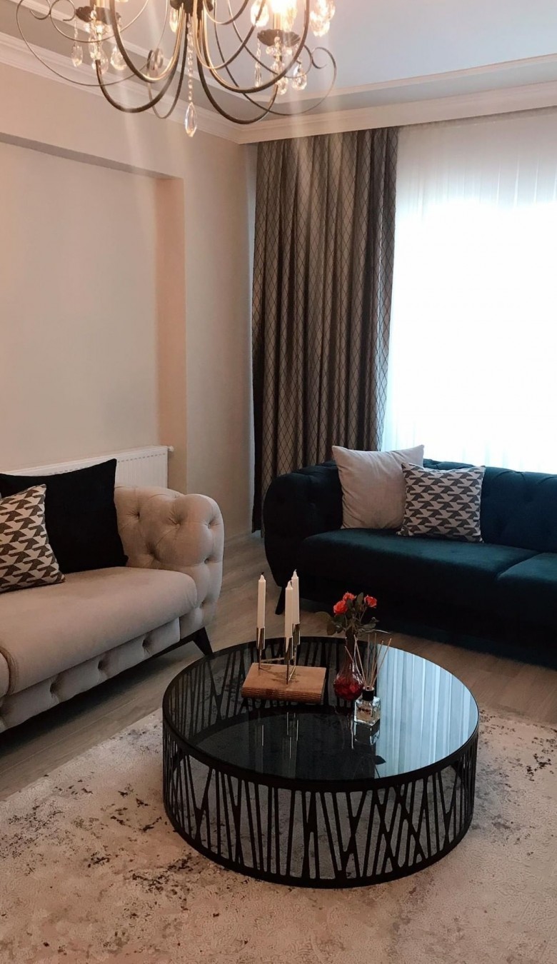 Bu Konut Çok Gayret Göstermeden Stil Sahibi ve Şık - This Housing is very Stylish and Stylish