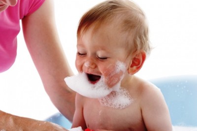 Bebek Bakımında 6 Önemli Anne Baba Rolü