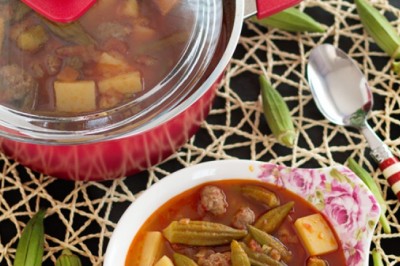 KÖFTELİ BAMYA YEMEĞİ