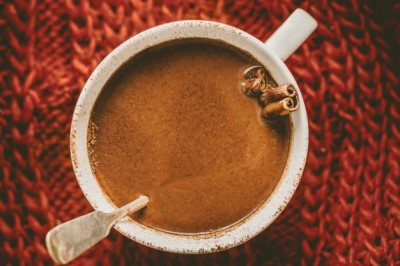 Ayda Dört Kilo Verdren En Sağlıklı Tarçınlı Süt Tarifi